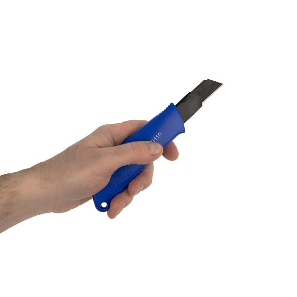 Robustes Tapetenmesser mit gummiertem Griff für präzise Schnitte