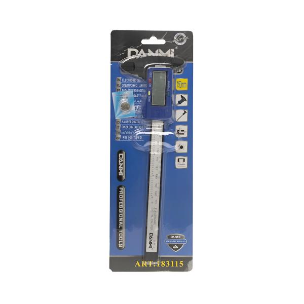 Digitaler Messschieber 150 mm beim Messen eines Metallteils